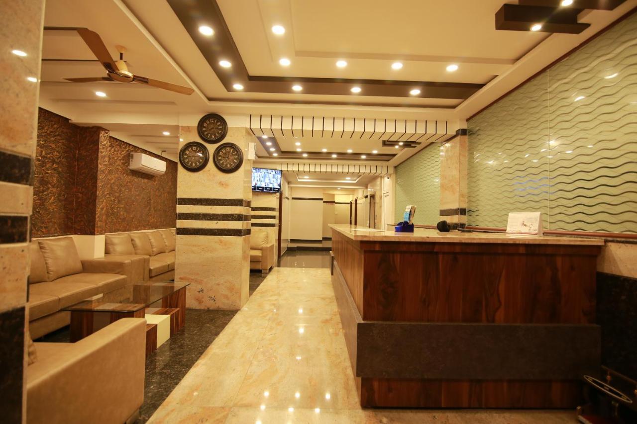 Hotel Apple Suites Bangalore Exterior foto